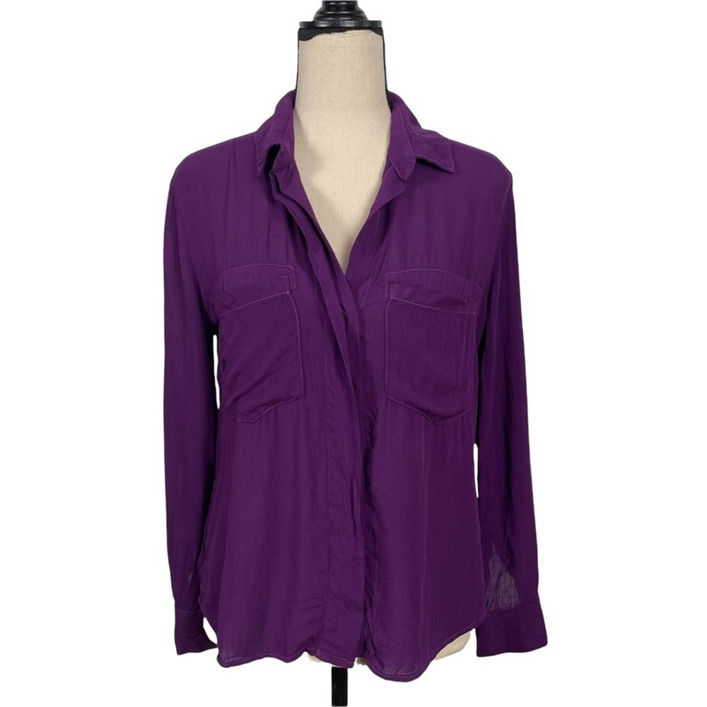 Bella Dahl Split Back Button Front Roll Tab Sleev… - image 2